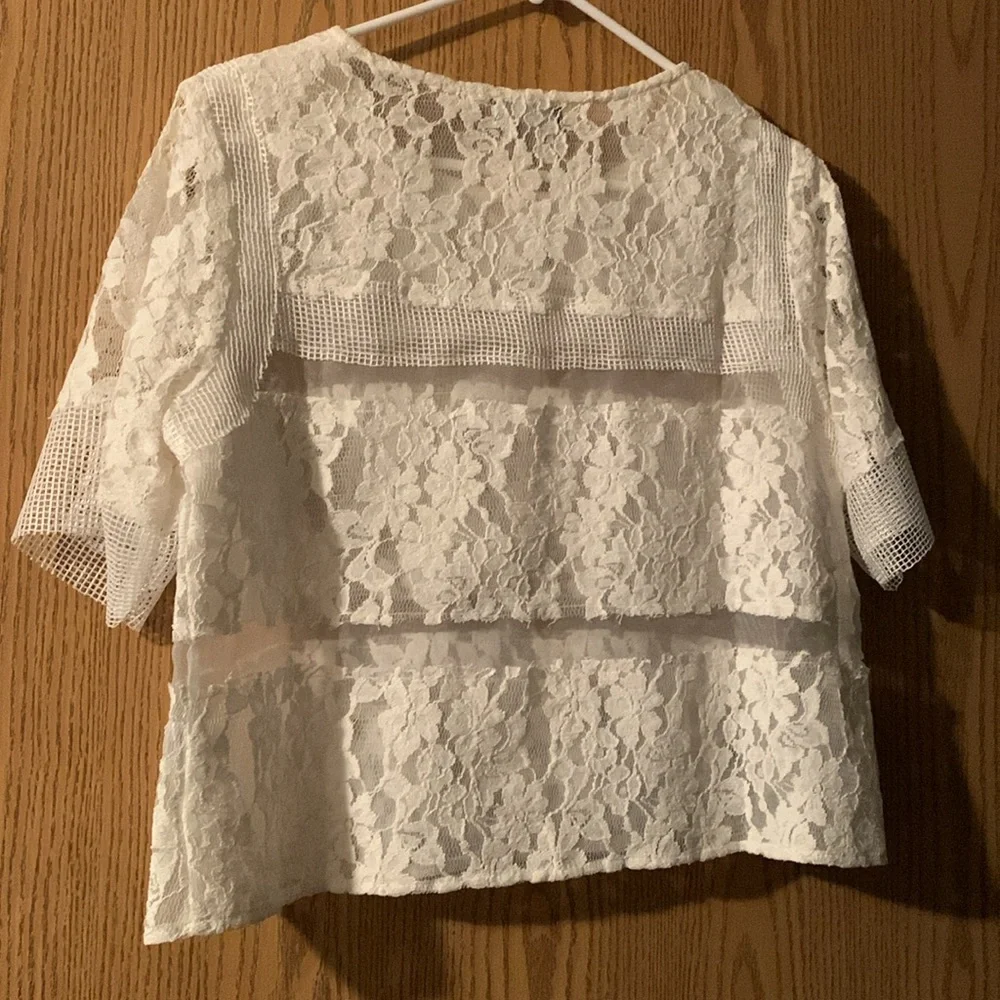 Vetty Lace Panel Blouse NWT - Picture 2 of 8